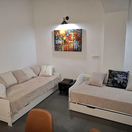 Trubar Apartment *